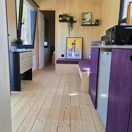 Vakantiehuis La Tiny De Miss Purple Chantelle